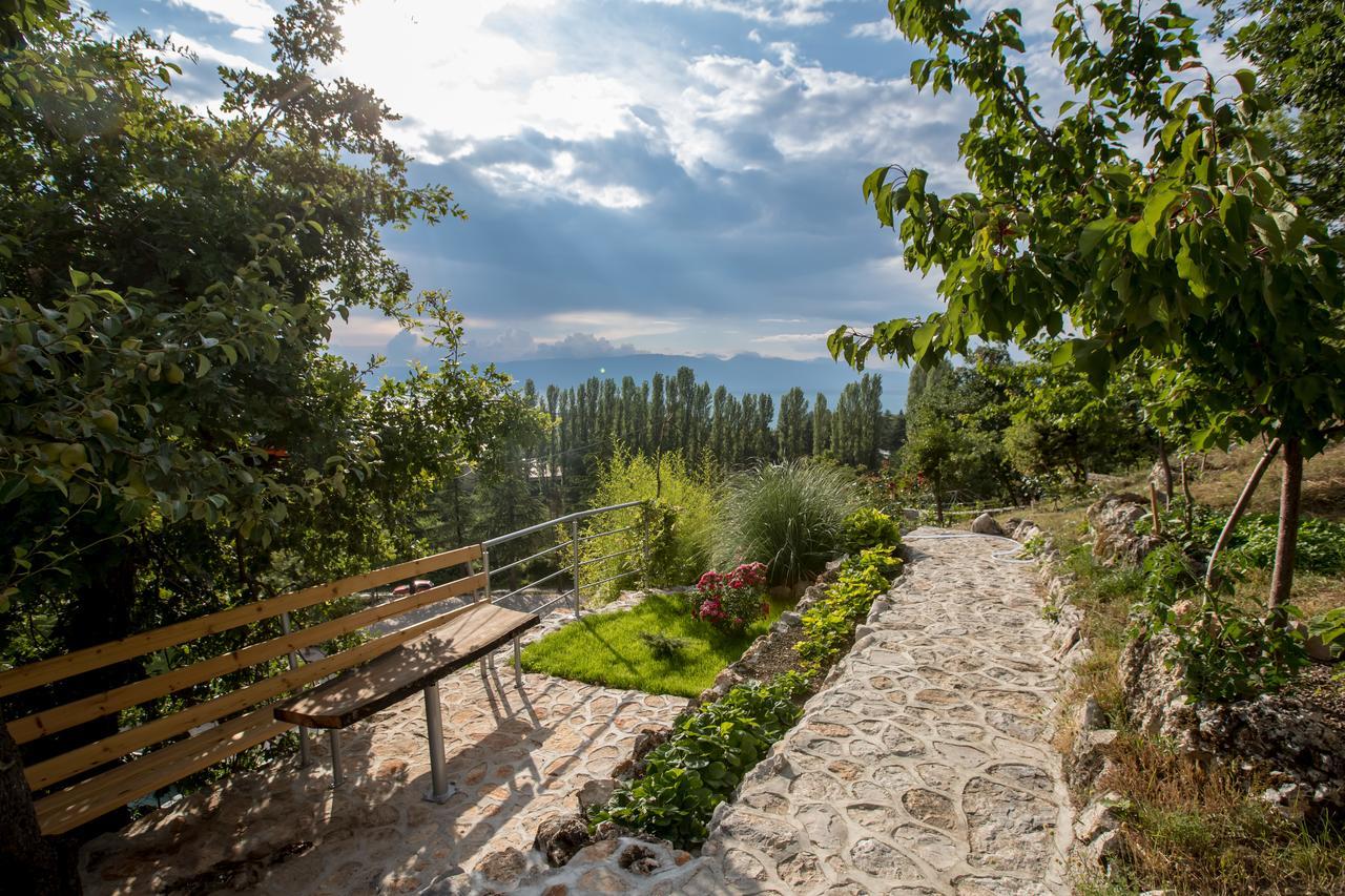 View Topia Apartments Ohrid Exteriör bild