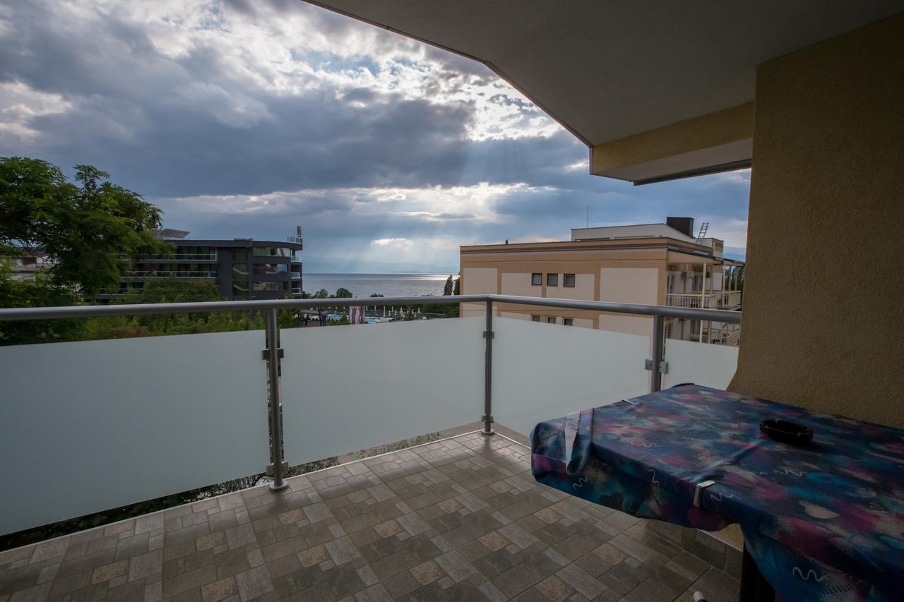 View Topia Apartments Ohrid Exteriör bild